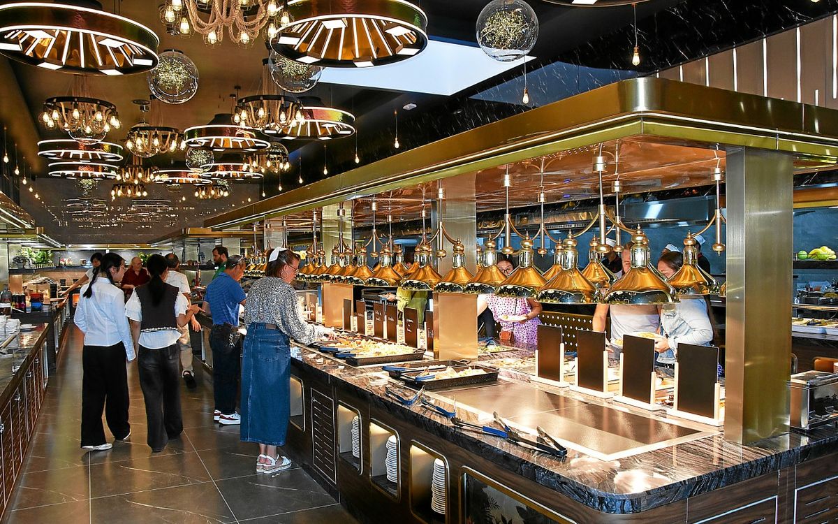 restaurant wok