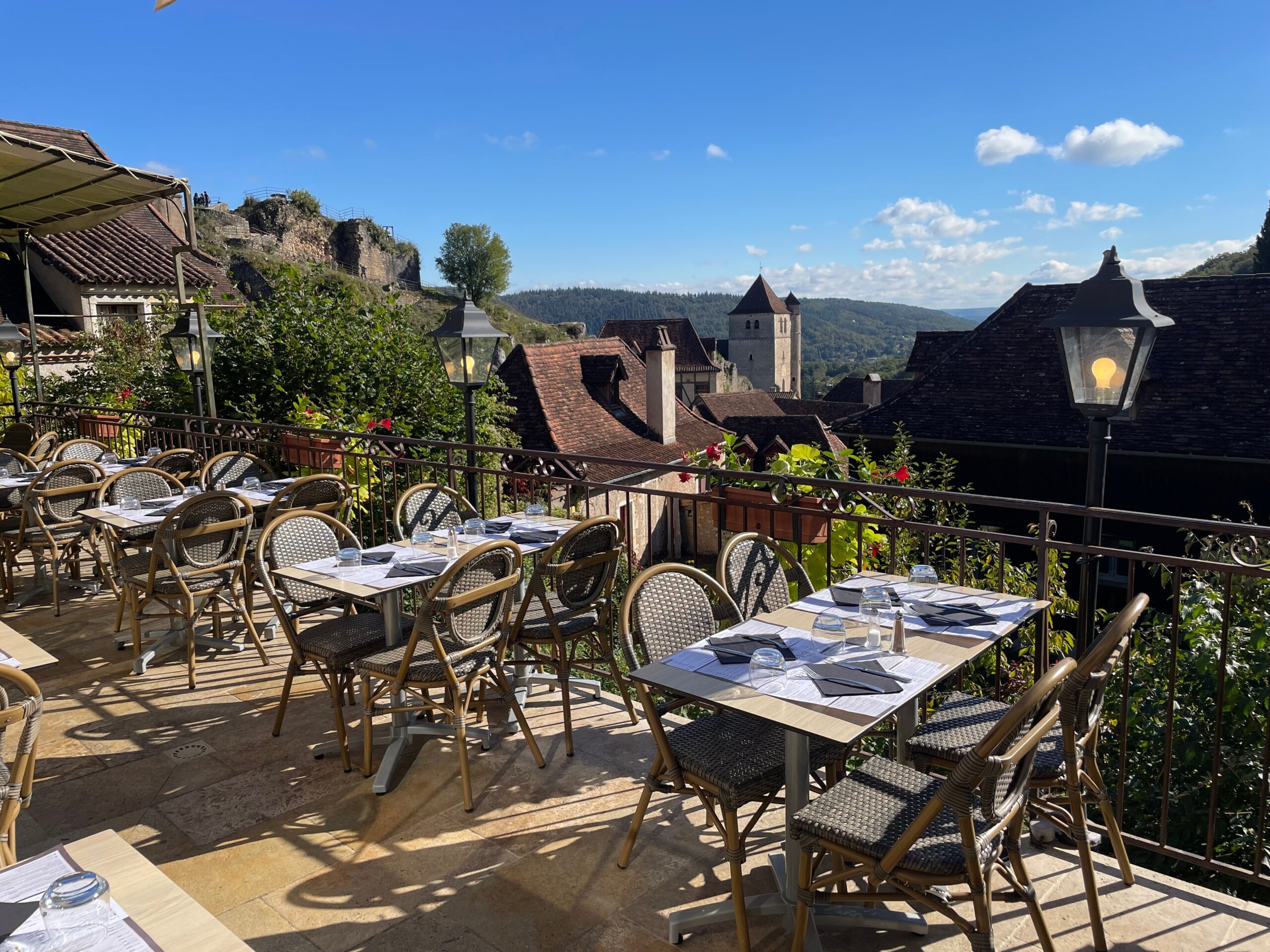 restaurant à proximité ouvert